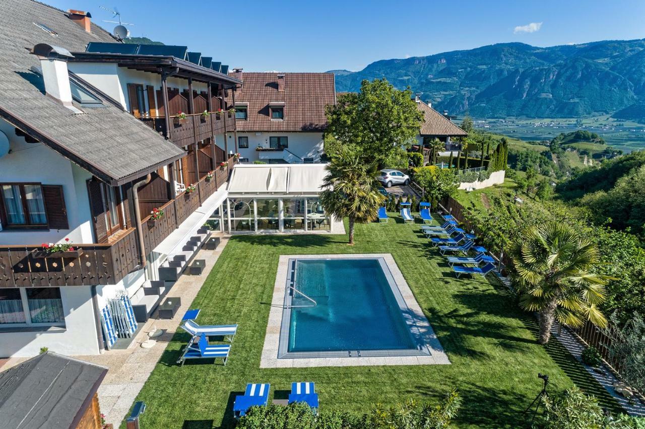 Hotel St. Justina Hof Appiano Sulla Strada Del Vino Exterior foto