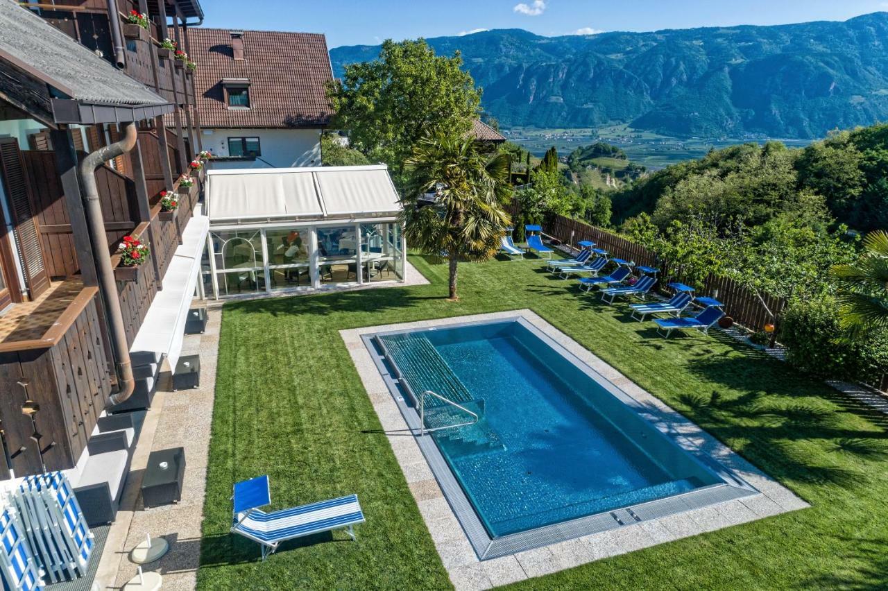 Hotel St. Justina Hof Appiano Sulla Strada Del Vino Exterior foto